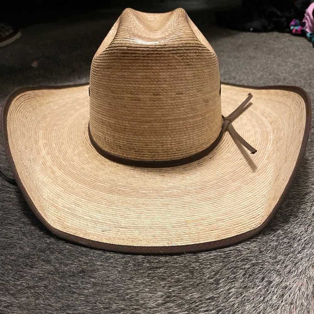 Atwood hat